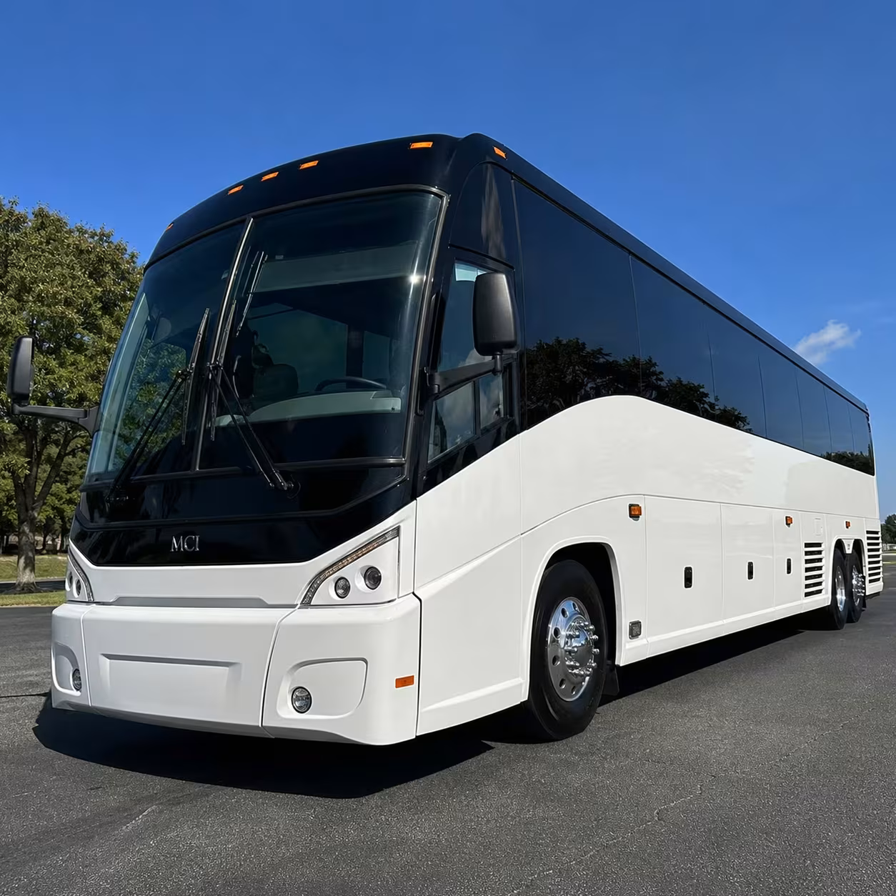 choosing the right bus for your san antonio long distance trip starts here