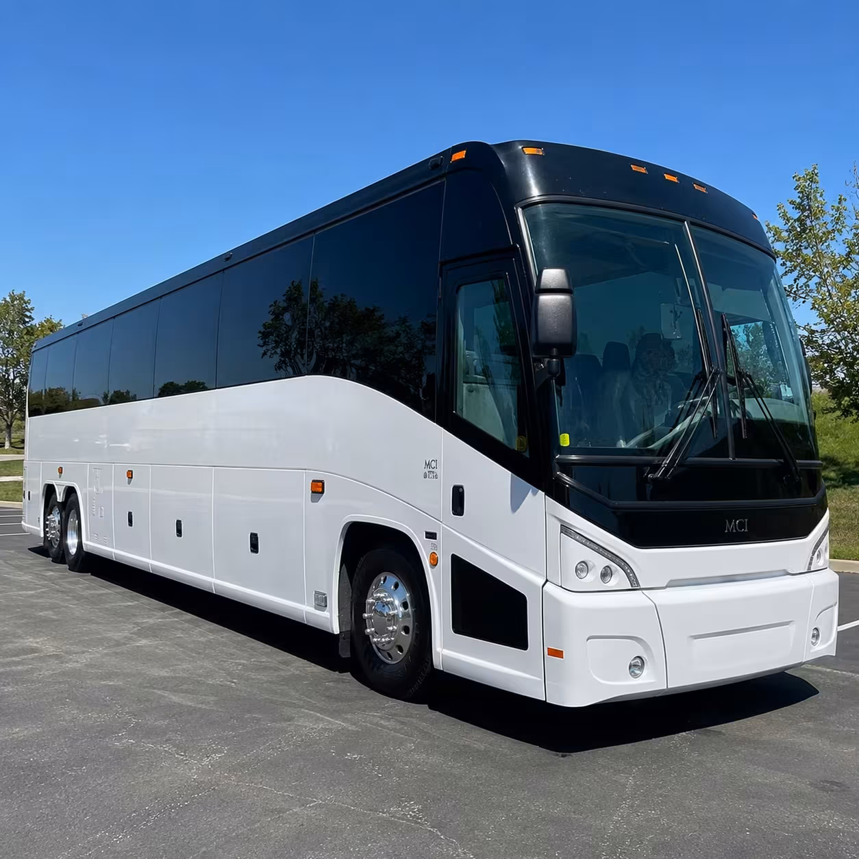 group airport pickups at san antonio international airport made simple
